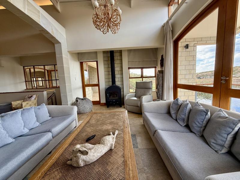 5 Bedroom Property for Sale in Clarens Free State